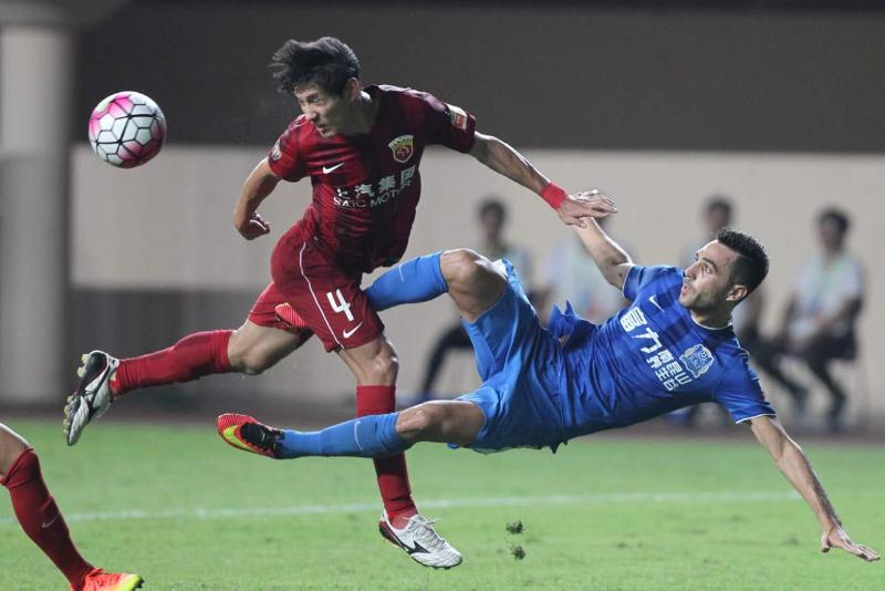 上海上港主场战平广州富力，保持不败战绩的简单介绍