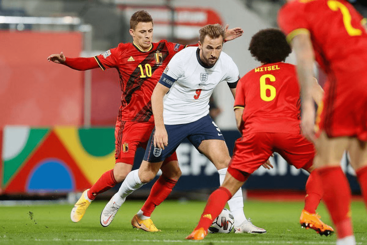 日本队轻取英格兰队,波尔惊艳四座 日本队轻取英格兰队,波尔惊艳四座