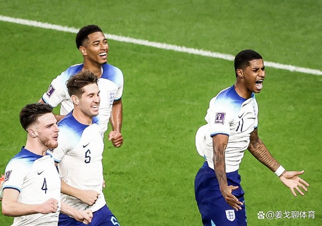 日本队轻取英格兰队,波尔惊艳四座 日本队轻取英格兰队,波尔惊艳四座