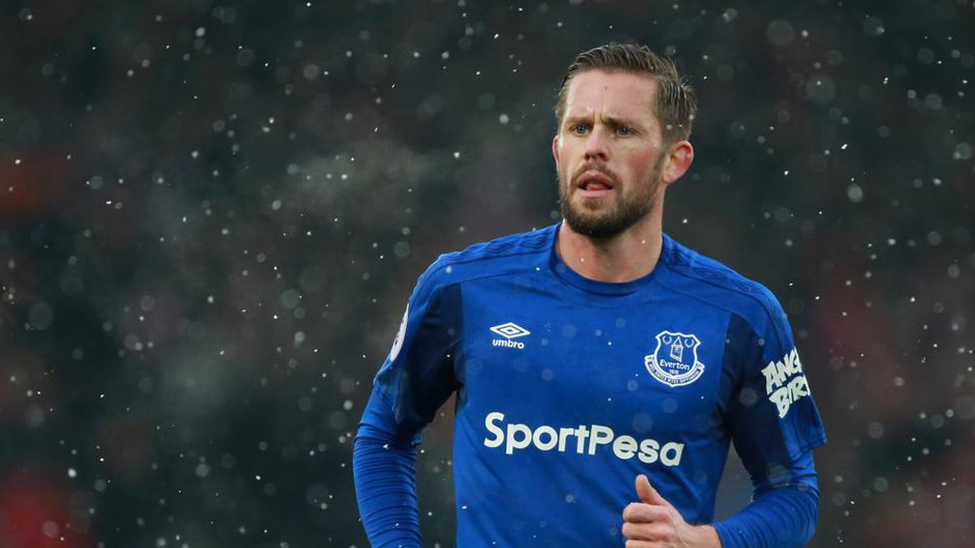 尼克斯冲垮篮网，贝恩连续得分拉开差距